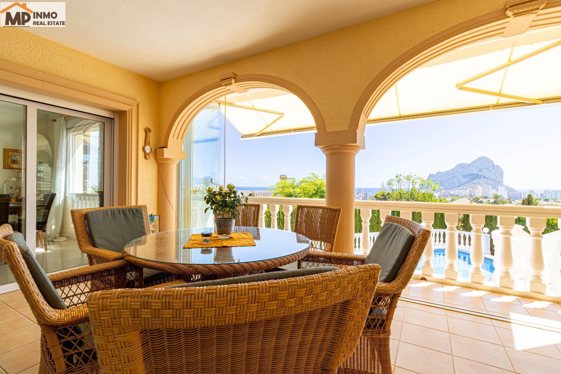 Schöne Villa in der ruhigen Wohnsiedlung Ortenbach, Calpe