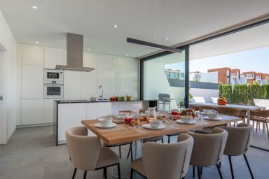 Neubau Villa alles von erster Qualität 2 km vom Strand entfernt