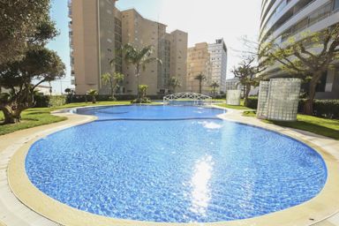 Appartement à 100 mètres de la plage "Arenal" et avec vue sur la mer Méditerranée