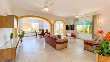 Wunderschöne Villa in der Nähe des Zentrums von Calpe
