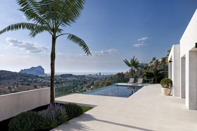 Luxusvilla in Calpe mit privatem Pool und Blick auf den Peñón de Ifach