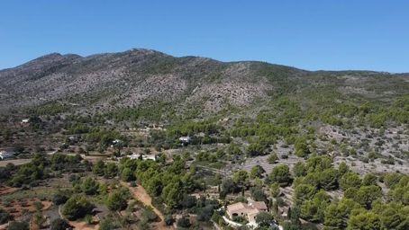 🌿 Grundstück zum Verkauf in Benissa – 33.673 m² mit Meerblick & Peñón-Aussicht