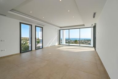 Spektakuläre Neubauvilla mit Panoramablick in Calpe