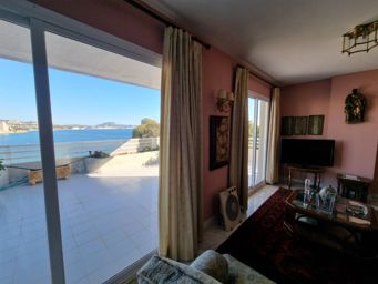 Appartement en première ligne de plage