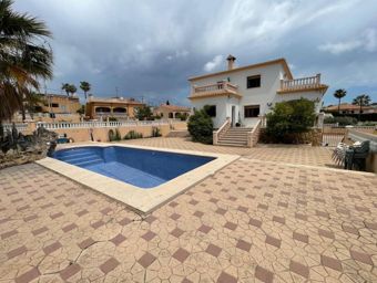 Villa unter Verkauf unter Pla Senieta, Calpe, Alicante