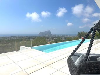 Villa de lujo con vistas panorámicas en Raco de Galeno, Benissa Costa