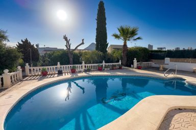 Encantadora villa en ubicación privilegiada en Calpe