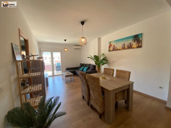 Luminoso apartamento con vistas a la montaña en Jalón