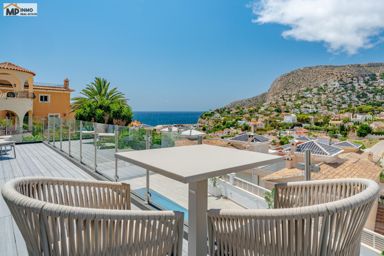 Exclusieve moderne villa met uitzicht op zee in Calpe