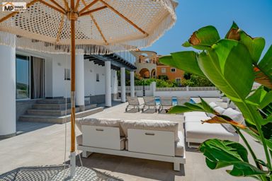 Exclusieve moderne villa met uitzicht op zee in Calpe