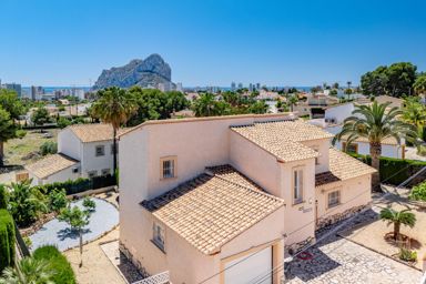 Exclusieve, gerenoveerde villa met uitzicht op de Peñón d’Ifach, Calpe