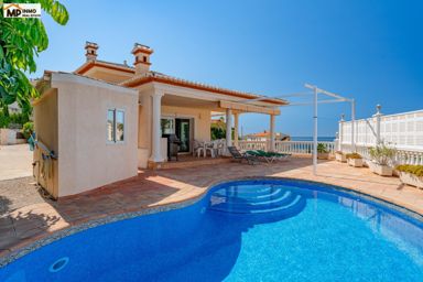 Villa con impresionantes vistas al mar cerca de Puerto Blanco, Calpe