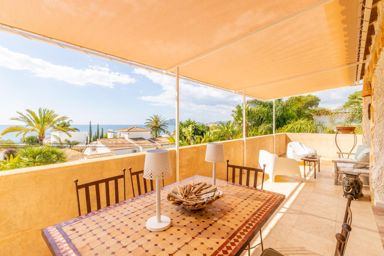 Wunderschöne, renovierte Villa mit Meerblick in Moraira