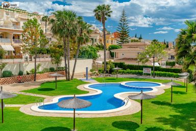 Charmant appartement avec vue dégagée dans un quartier résidentiel à Calpe